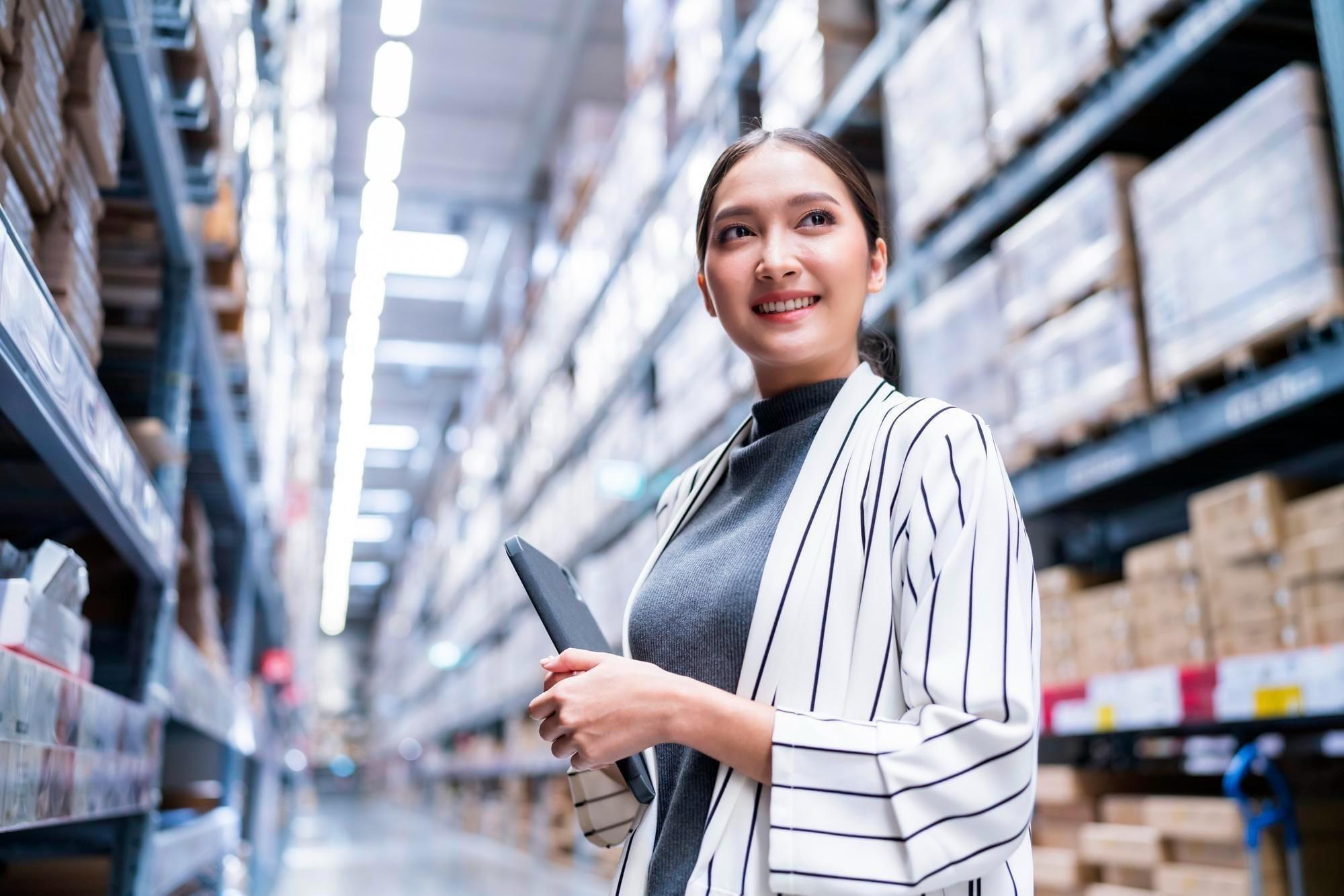 Tidak Hanya Menata Produk, Ini Dia 7 Tugas Merchandiser